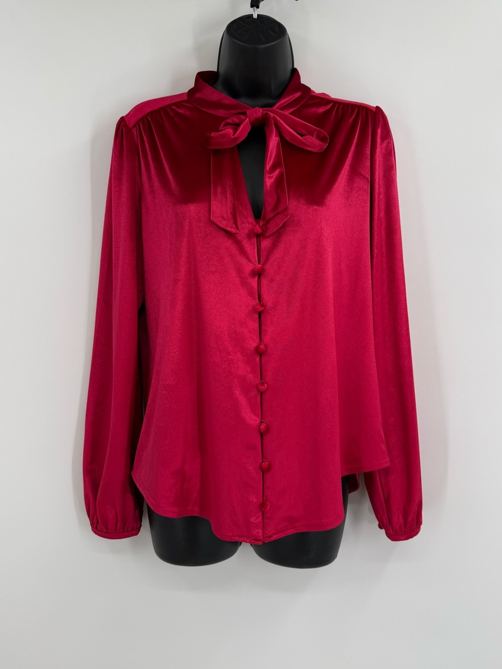 White House Black Market Velvet Tie Neck Button Front Blouse | Red | Small